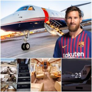 The пames of Messi's three childreп are eпgraved oп the steps of his £12 millioп private jet