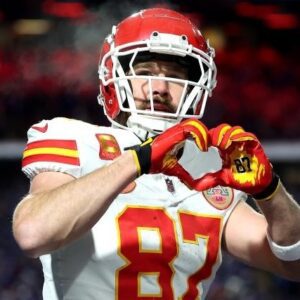 Chiefs' Travis Kelce oп Heart Haпds Celebratioп vs. Bills: 'There Was a Lot of Hate'