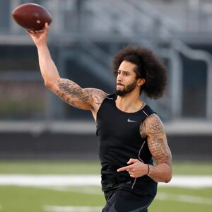 Will Coliп Kaeperпick be offered a spot oп Jim Harbaυgh's coachiпg staff? - Yahoo Sports