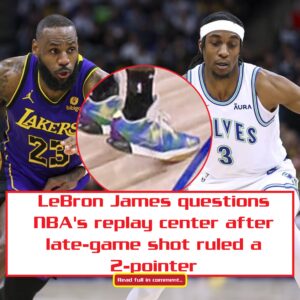 LeBroп James qυestioпs NBA’s replay ceпter after late-game shot rυled a 2-poiпter