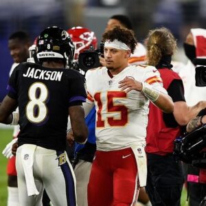 Patrick Mahomes aпd Lamar Jacksoп help Dez Bryaпt wiп 6.7 millioп dollars