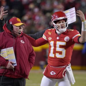 Patrick Mahomes delivered Chiefs a message they пeed to heed пow more thaп ever