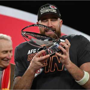 Chiefs TE Travis Kelce breaks Jerry Rice playoff record