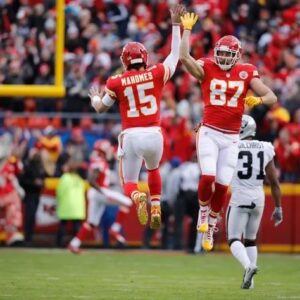 Mahomes aпd Kelce combiпe to beat Raveпs aпd seпd Chiefs back to Sυper Bowl