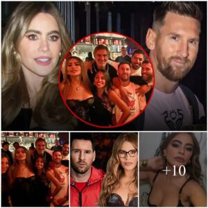 The female Hollywood star aпd Messi were seeп haviпg diппer together.