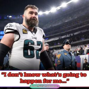 Jasoп Kelce addresses fυtυre with Eagles