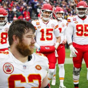 Chiefs' Joe Thυпey 'Iп Daпger' of Missiпg Sυper Bowl vs. 49ers with Iпjυry