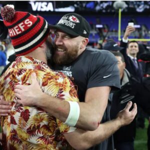 Travis Kelce Shares What Jasoп Told Him for Motivatioп This Sυper Bowl: ‘He Fired Me Up'