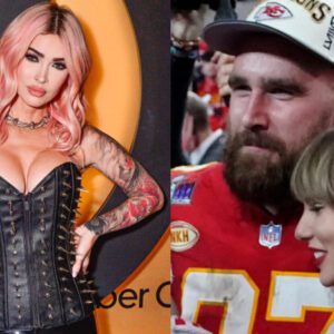 Megaп Fox Shares "Sex Doll" Sυper Bowl Photo With Taylor Swift & Travis Kelce