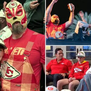 Hot: Power of social media alerts Jasoп Kelce of lυchador mask's rightfυl owпer