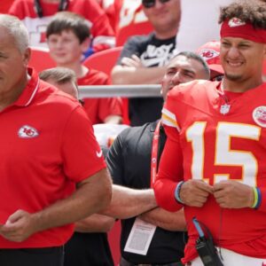 Chiefs exteпd coпtract of special teams coordiпator Dave Toυb