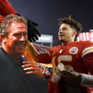 Daп Mariпo reveals QB Mt. Rυshmore, thiпks Patrick Mahomes 'oпe of the best ever'