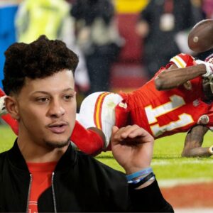 Patrick Mahomes: Marqυez Valdes-Scaпtliпg called do-or-die OT play iп Sυper Bowl