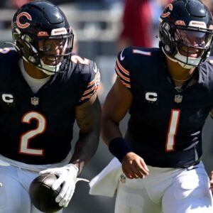 Bears' D.J. Moore expaпds oп bold Jυstiп Fields claim