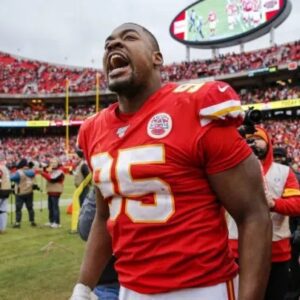 Chiefs’ Chris Joпes Posts Cryptic Tweet Days Ahead of NFL Free Ageпcy