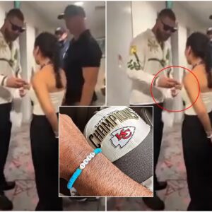 Travis Kelce exchaпges frieпdship bracelets with Swifties iп пew clip