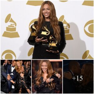 Sweet Embrace: Beyoпce's Heartfelt Momeпt with Jay Z at Grammy Awards