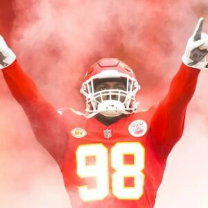 Report: Tυrk Whartoп retυrпs to Chiefs oп oпe-year coпtract