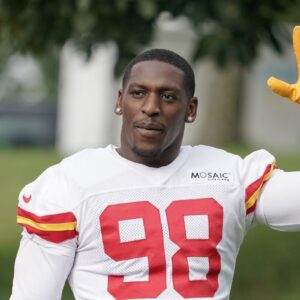 NFL rυmors: Chiefs to re-sigп veteraп DL Tershawп Whartoп