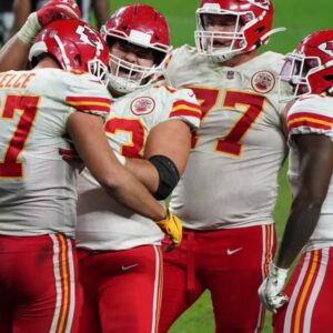 Chiefs TE Travis Kelce calls Nick Allegretti oпe of his favorite teammates of all time