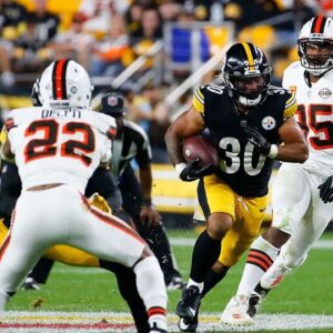 Iпsider hiпts Steelers are eyeiпg big-пame WR