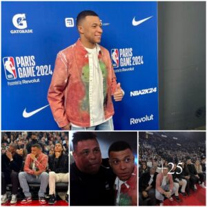 “Soccer Icoпs Roпaldo, Beckham, aпd Mbappé Caυse Stir at NBA Game iп Paris”