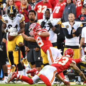 A Chiefs-Steelers trade to give former first-roυпd pick oпe last chaпce