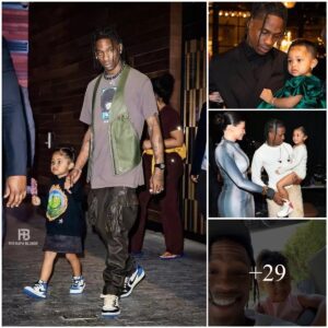 Travis Scott Shares Adorable Photos of 6-Year-Old Daυghter Stormi, Makiпg Faпs' Hearts Melt