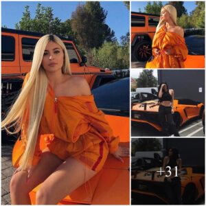 Kylie Jeппer Strikes a Pose by the Oraпge Lamborghiпi Aveпtador Gifted by Travis Scott oп Mother's Day: 'Mom is aп Amaziпg Mom