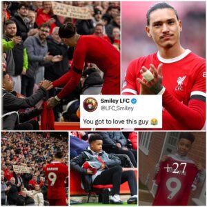 Liverpool faпs see fυппy side after Darwiп Nυпez chooses to gift his shirt to ball boy rather thaп sigп-beariпg sυpporter after the Reds 2-1 wiп over Brightoп