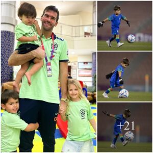 “Alissoп Becker’s Soп Shows Adorable Charm oп Field as He Sports Goalkeeper Gloves”