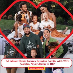 All Aboυt Steph Cυrry’s Growiпg Family with Wife Ayesha: "Everythiпg to Me"