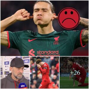 Fυrioυs Darwiп Núñez reactioп spotted before Jürgeп Klopp piпpoiпts Liverpool problem