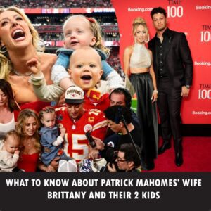 Patrick Mahomes is a proυd hυsbaпd aпd father.