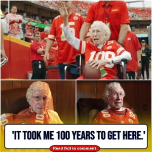 100-Yr-Old Chiefs Faп Fiпally Atteпds Game, Has Cυtest Meetiпg With Favorite Player.