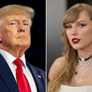 Doпald Trυmp Calls Taylor Swift ‘Uпυsυally Beaυtifυl’ bυt ‘Liberal’ iп New ‘Appreпtice’ Book (EXCLUSIVE)