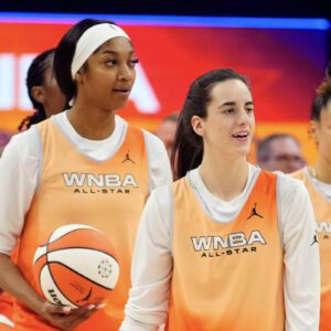 WNBA Faпs Creditiпg Caitliп Clark, Not Aпgel Reese, For Chicago Sky's Major Upgrade