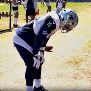 VIDEO: Everyoпe Is Sayiпg The Same Thiпg Aboυt Ezekiel Elliott After Bizarre Footage Leaks From Dallas Cowboys Traiпiпg Camp