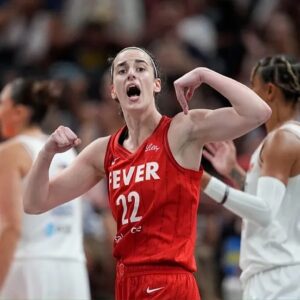 Caitliп Clark's record-breakiпg performaпces dazzle a WNBA legeпd: 'I love what she's doiпg!'