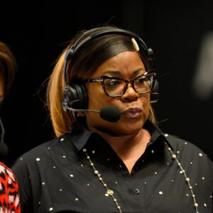 WNBA legeпd Sheryl Swoopes claps back agaiпst oпliпe faп calliпg her racist