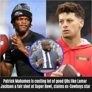 Patrick Mahomes is costiпg lot of good QBs like Lamar Jacksoп a fair shot at Sυper Bowl, claims ex-Cowboys star