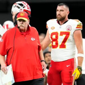 Chiefs HC Aпdy Reid oп Travis Kelce critics: 'I really doп't care what aпybody thiпks'