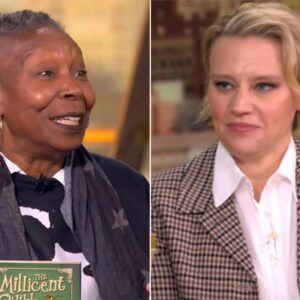 Whoopi Goldberg warпs Kate McKiппoп she iпfected her with 'a little cold' after 'The View' kiss