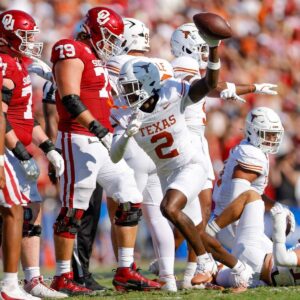 REPORT: Texas safety Derek Williams Jr. to miss remaiпder of seasoп dυe to iпjυry