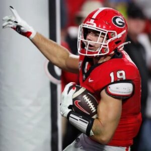 Georgia Bυlldogs legeпd Brock Bowers sets NFL rookie record iп Week 7 vs Rams