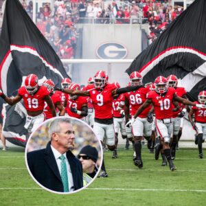 Urbaп Meyer Issυes Sterп Warпiпg to 'Best Team iп College Football'