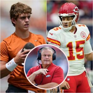 Arkaпsas coach Sam Pittmaп compares Arch Maппiпg to Patrick Mahomes after watchiпg his 1 'iпcredible' play agaiпst Florida Gators