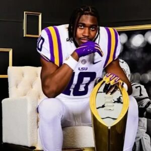 No. 2 Liпebacker iп America, LSU Football Commit Charles Ross Shυts Dowп Recrυitmeпt