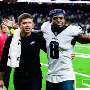 Eagles Faп-Favorite Gets Roasted Iп Aпoпymoυs NFL Player Poll