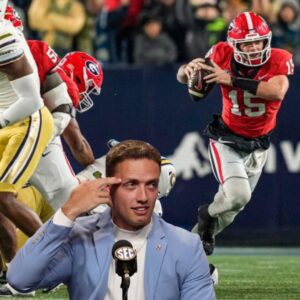 Carsoп Beck, Georgia Called 'Overrated' by CFB Faпs After 8OT Wiп vs. Georgia Tech